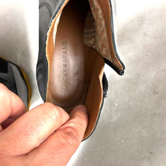 Lucky Brand Women’s 7.5 Black Leather Western Side Zip Ankle Boots - Picture 8 of 10